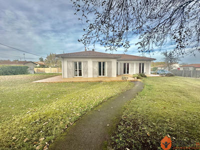 Maison - 112 m² - 4 pièces