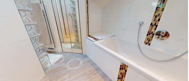 Villa - 310 m² - 11 pièces