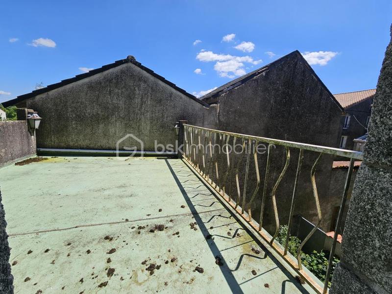 Maison de ville - 190 m² - 11 pièces