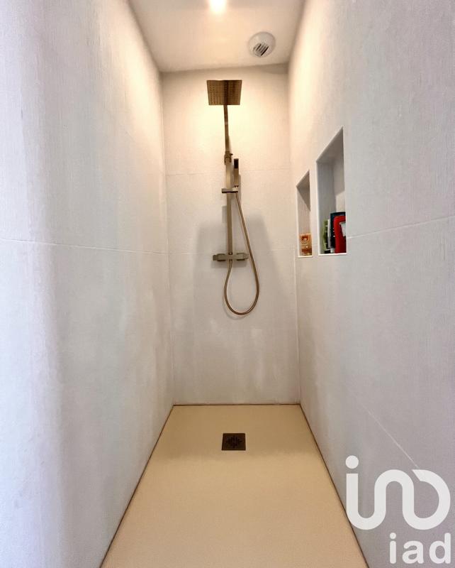 Maison - 182 m² - 6 pièces