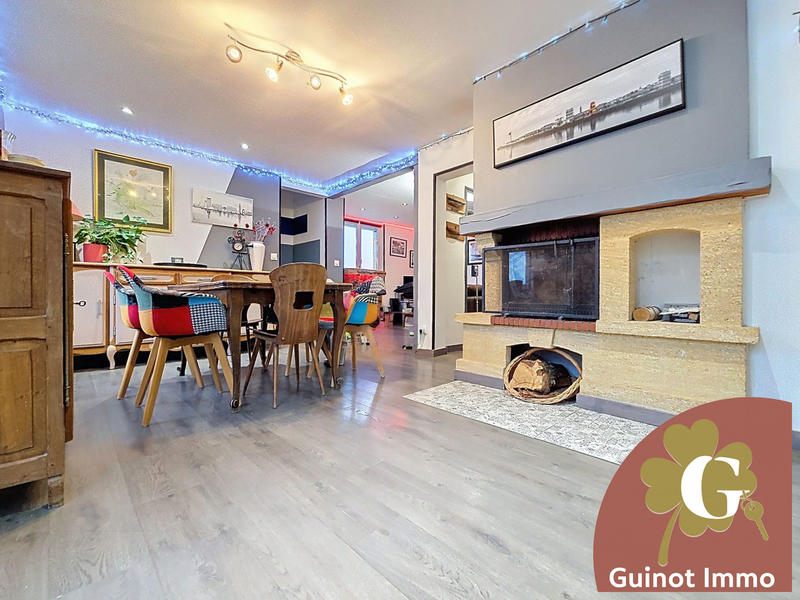 Maison - 100 m² - 4 pièces