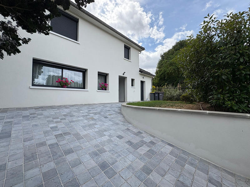 Maison - 108 m² - 5 pièces