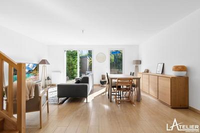 Maison - 111 m² - 5 pièces