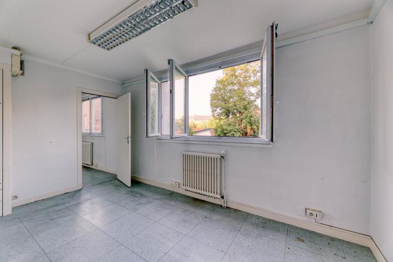 Bureau - 462 m²