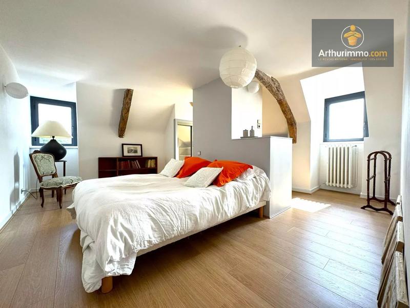 Hôtel particulier - 300 m² - 13 pièces