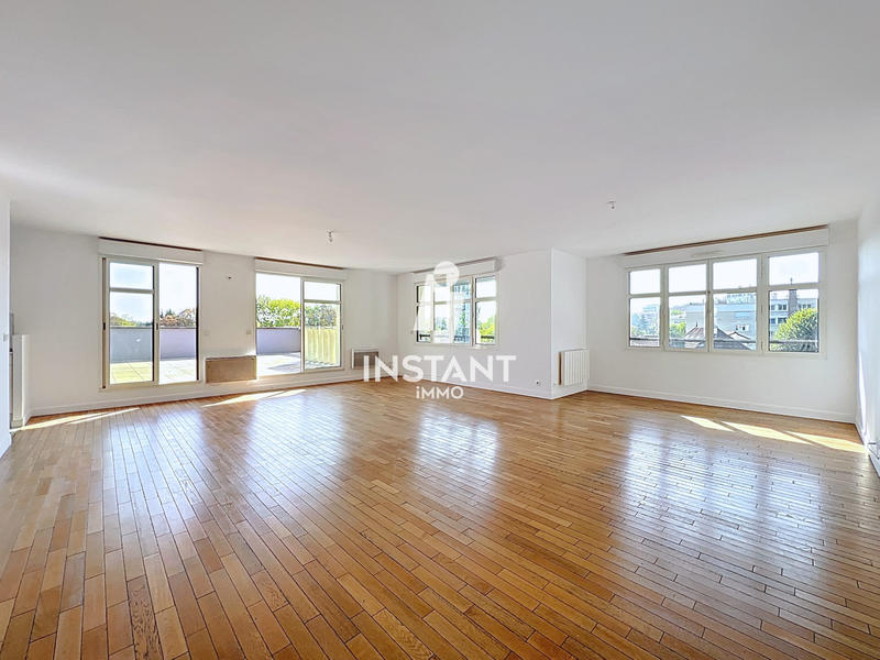 Appartement - 120 m² - 6 pièces