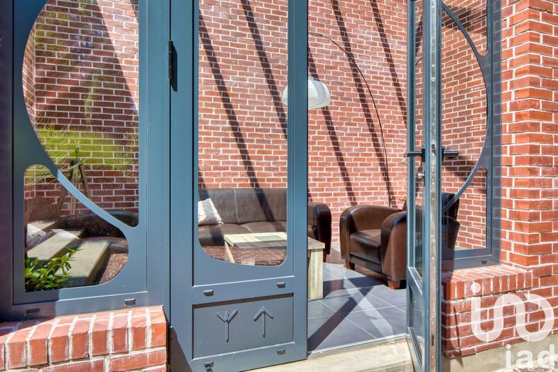 Maison - 285 m² - 13 pièces