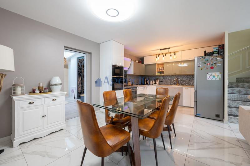 Maison - 126 m² - 6 pièces