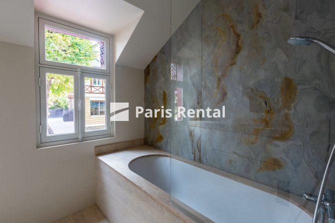 Maison - 84 m² - 3 pièces