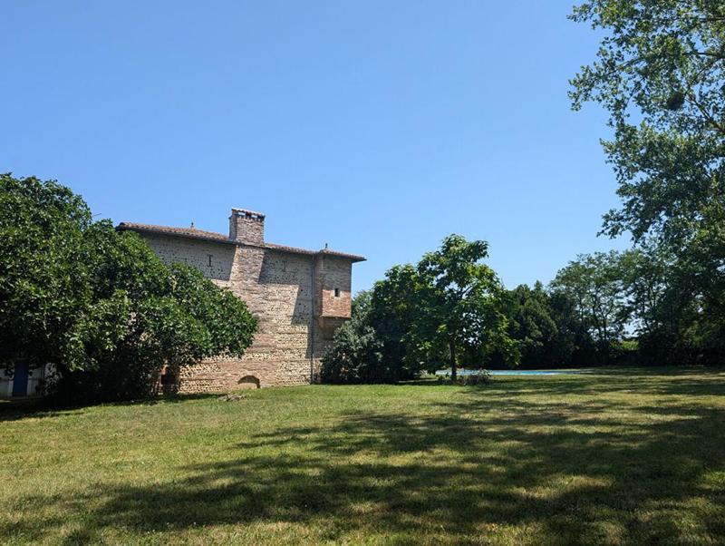 Demeure - 260 m² - 6 pièces