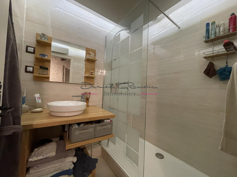 Maison - 96 m² - 4 pièces