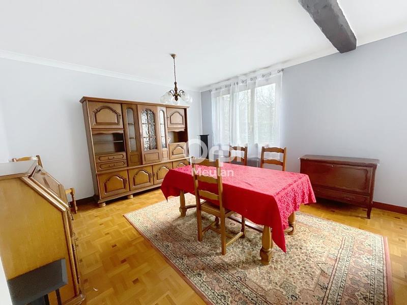 Maison - 167 m² - 6 pièces