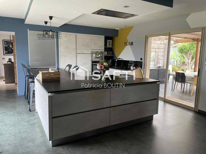 Maison - 165 m² - 7 pièces