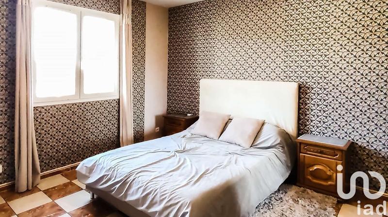 Maison - 121 m² - 8 pièces