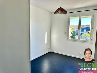 Appartement - 75 m² - 4 pièces