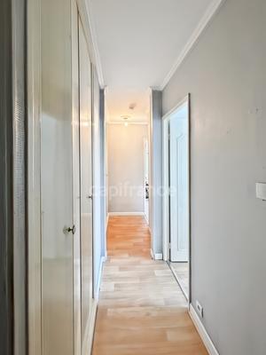 Appartement - 80 m² - 4 pièces