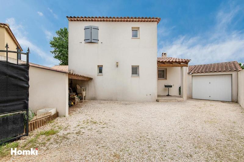 Villa - 90 m² - 4 pièces