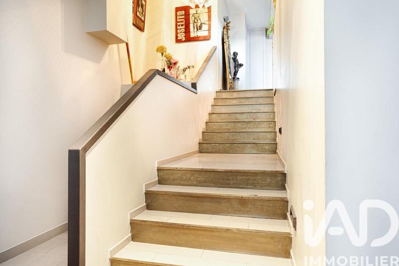 Duplex - 200 m² - 6 pièces