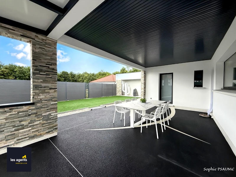 Maison - 103 m² - 4 pièces