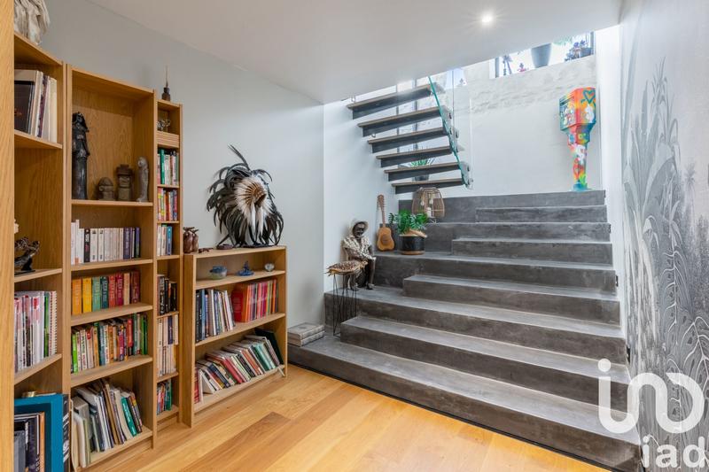 Maison - 207 m² - 4 pièces