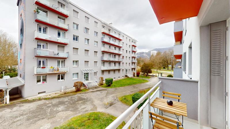 Appartement - 60 m² - 4 pièces