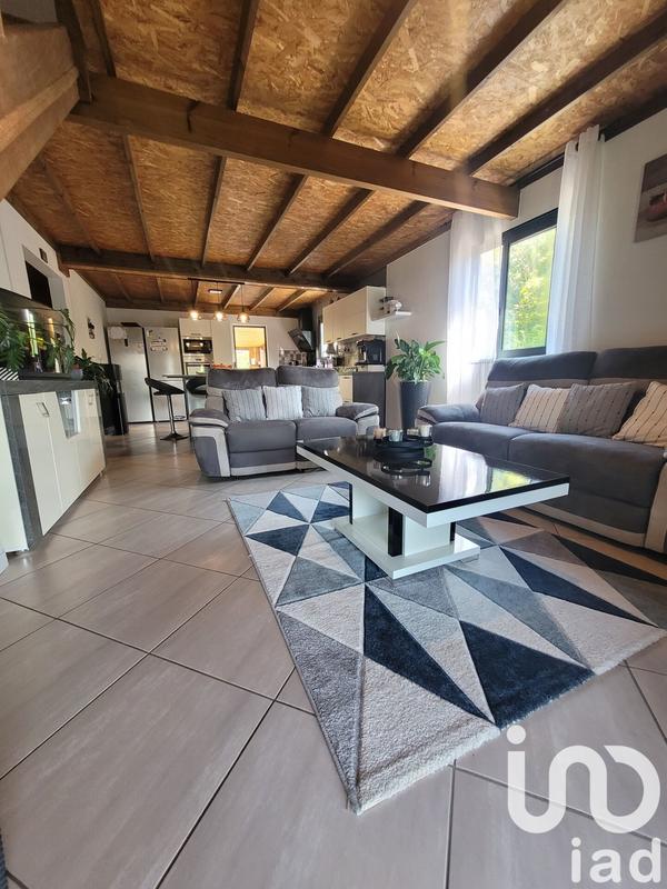 Maison - 140 m² - 5 pièces