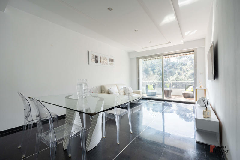 Appartement - 89 m² - 3 pièces