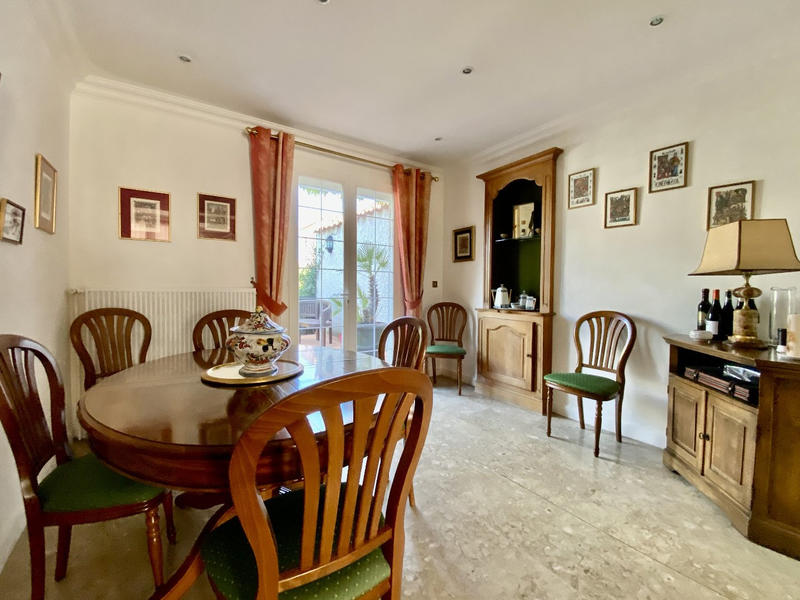 Villa - 140 m² - 5 pièces