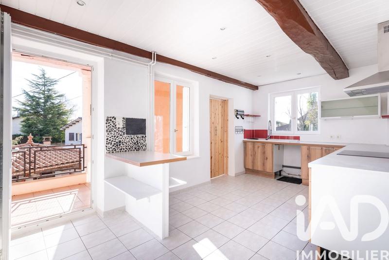 Maison - 329 m² - 16 pièces