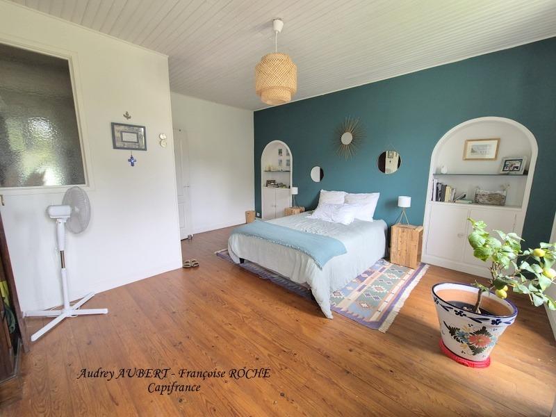 Maison en pierre - 280 m² - 11 pièces