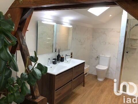 Maison - 202 m² - 6 pièces