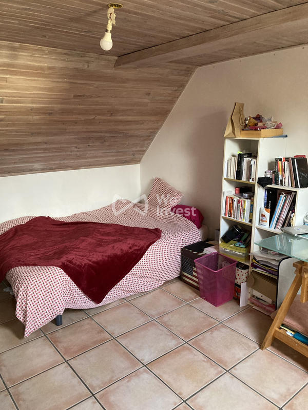 Maison - 208 m² - 8 pièces