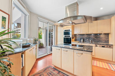 Appartement - 151 m² - 5 pièces