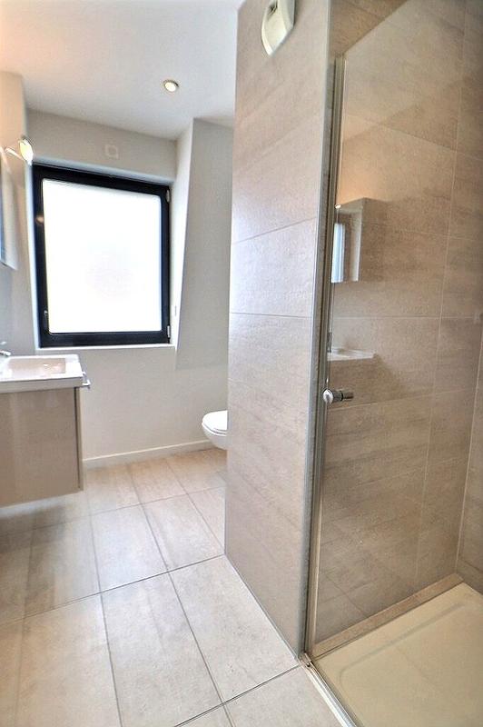 Appartement - 100 m² - 4 pièces