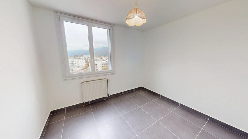 Appartement - 86 m² - 4 pièces