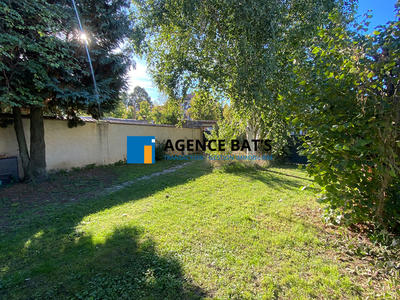 Maison - 218 m² - 7 pièces