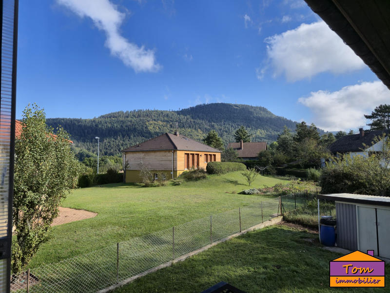 Maison traditionnelle - 98 m² - 4 pièces