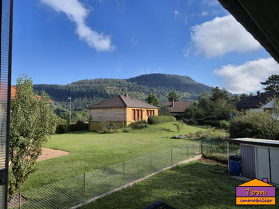 Maison traditionnelle - 98 m² - 4 pièces