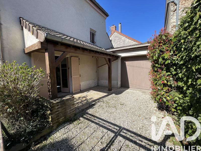 Maison de village - 90 m² - 4 pièces