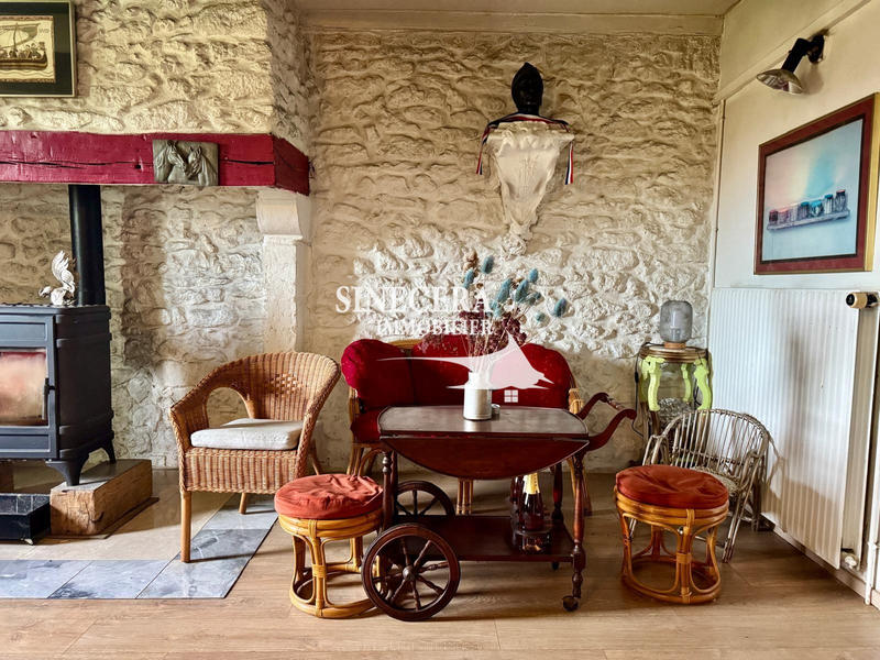 Maison - 200 m² - 6 pièces