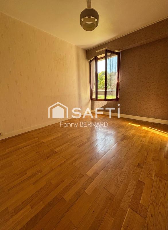 Appartement - 90 m² - 4 pièces