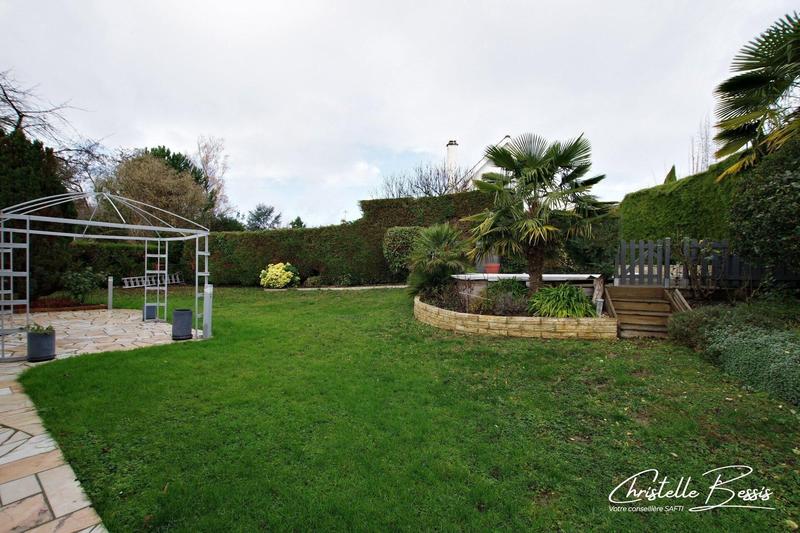 Maison - 170 m² - 6 pièces