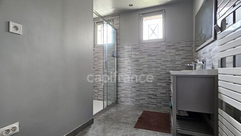 Maison - 144 m² - 6 pièces