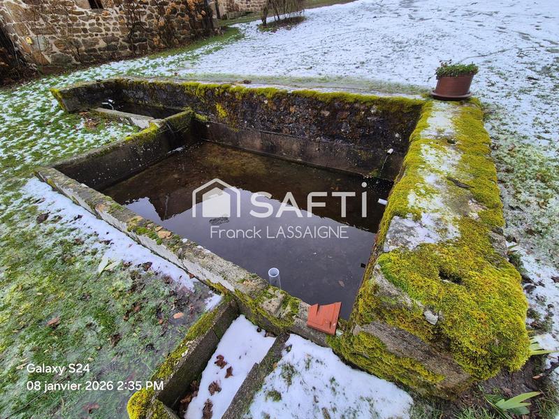 Maison - 237 m² - 7 pièces