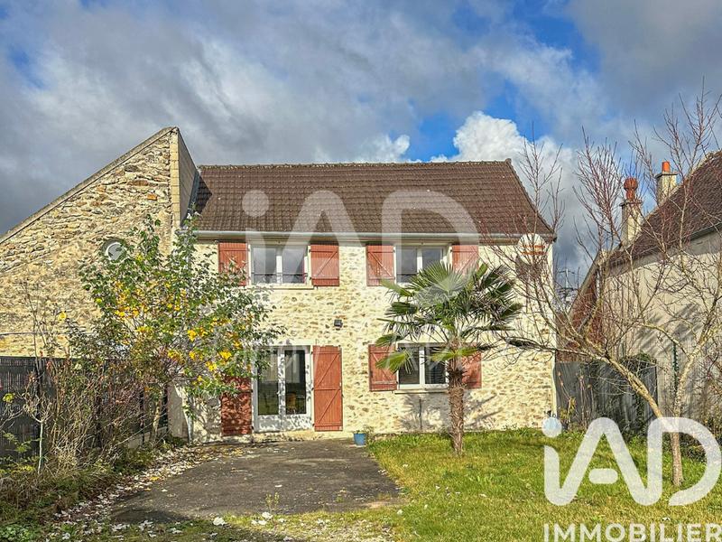 Maison - 105 m² - 4 pièces
