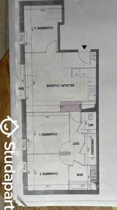 Chambre - 11 m² - 1 pièce