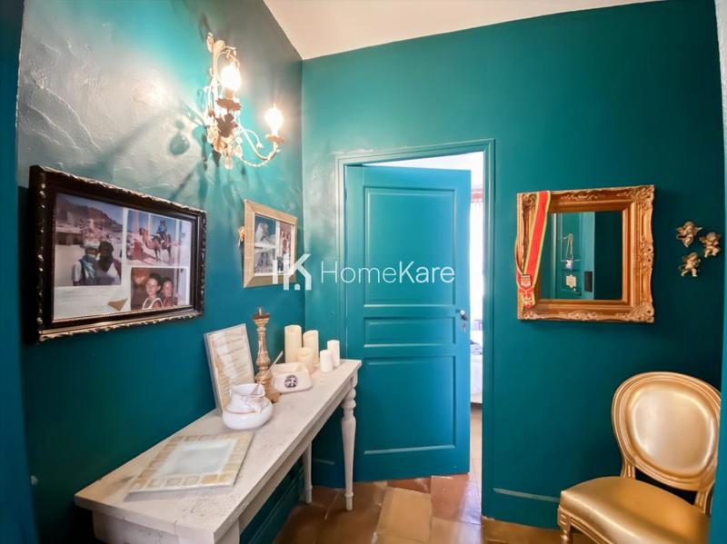 Maison de maîtres - 300 m² - 8 pièces