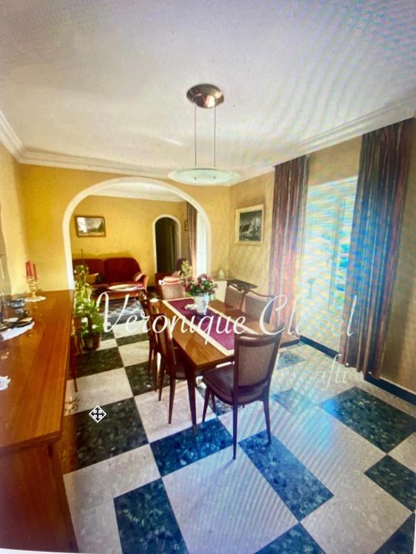 Appartement - 81 m² - 5 pièces