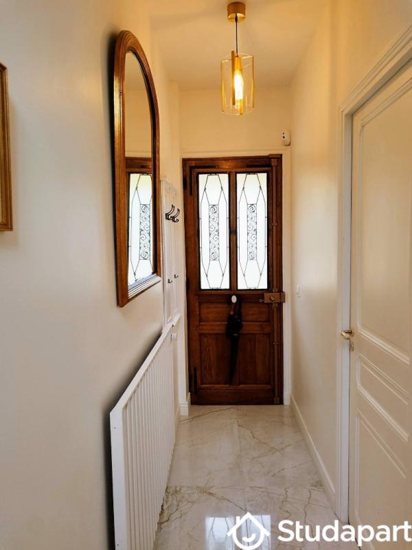 Chambre - 14 m² - 1 pièce