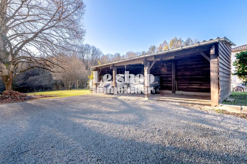 Maison - 140 m² - 6 pièces